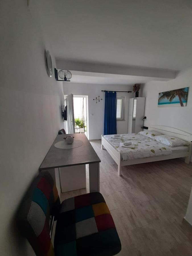Apartments Mate Bol Zewnętrze zdjęcie