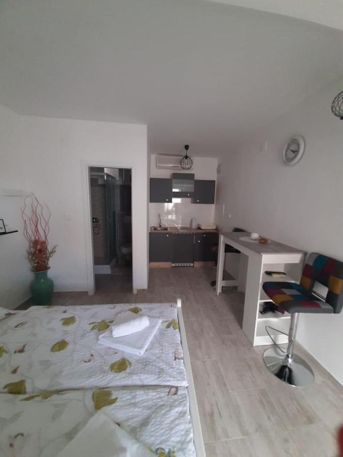 Apartments Mate Bol Zewnętrze zdjęcie