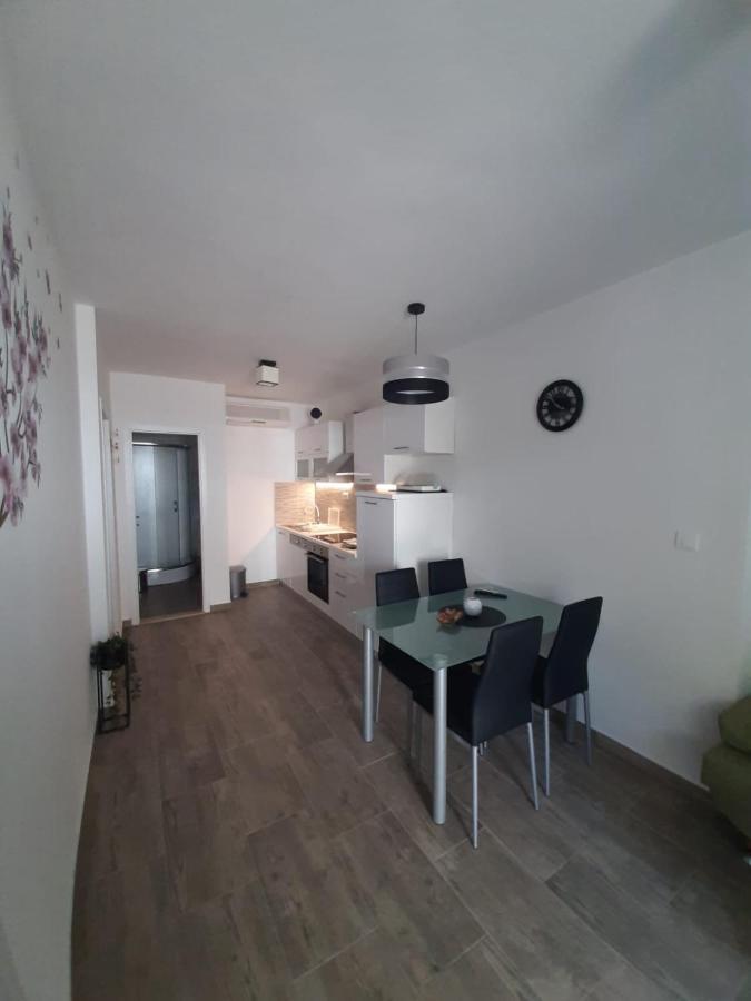 Apartments Mate Bol Zewnętrze zdjęcie