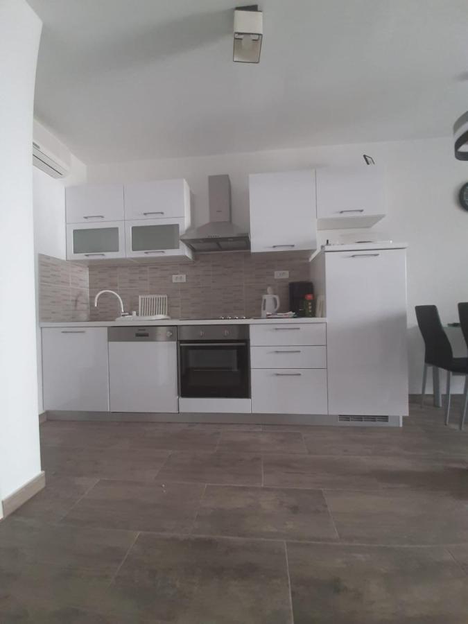 Apartments Mate Bol Zewnętrze zdjęcie